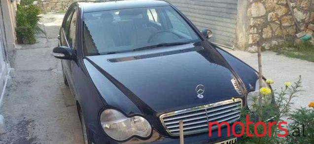 2001' Mercedes-Benz C-Class photo #3