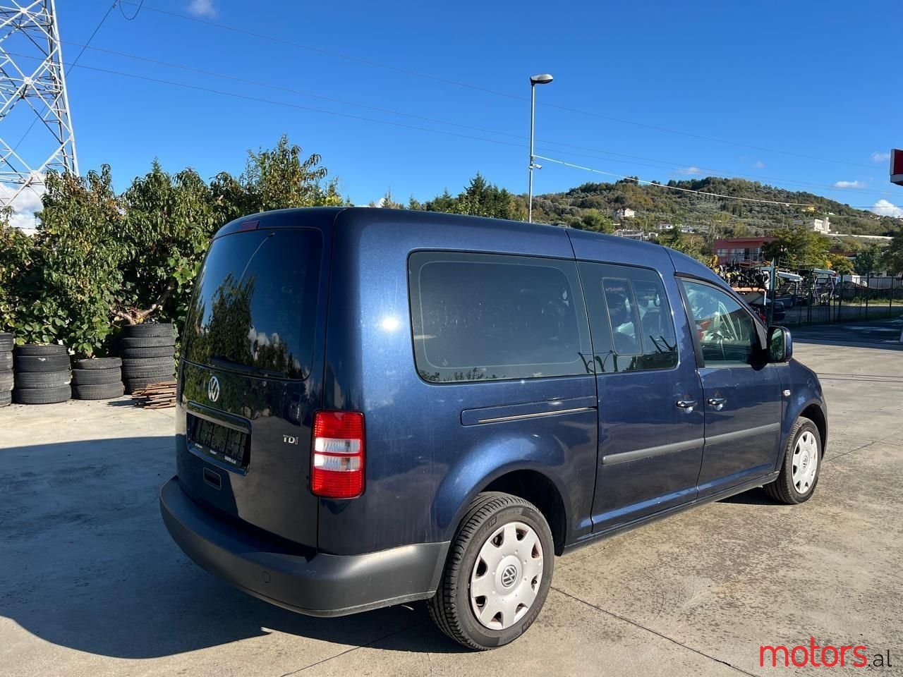 2012' Volkswagen Caddy photo #6