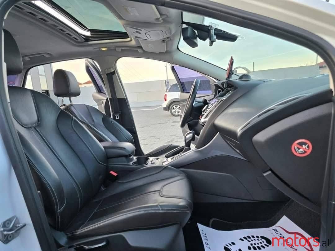 2013' Ford Focus photo #4