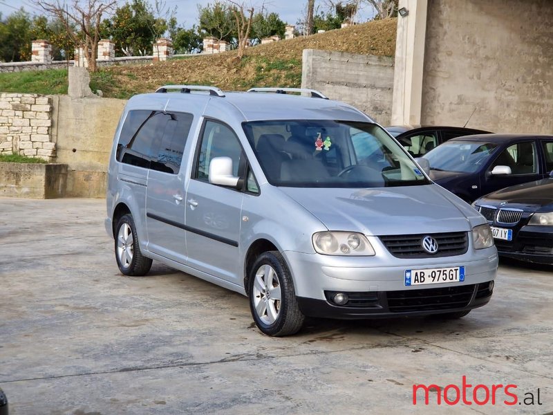 2010' Volkswagen Caddy photo #3