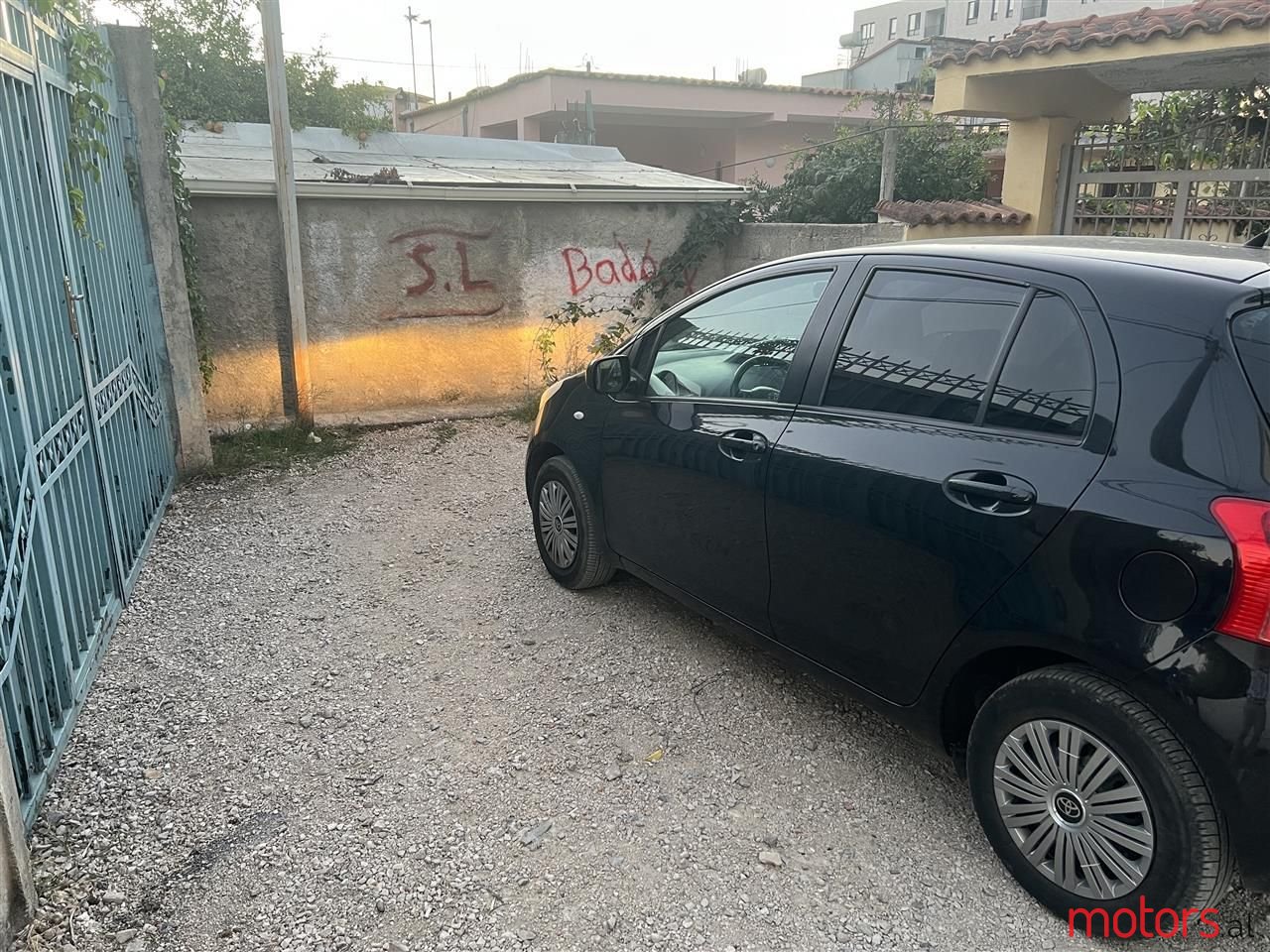 2006' Toyota Yaris photo #2