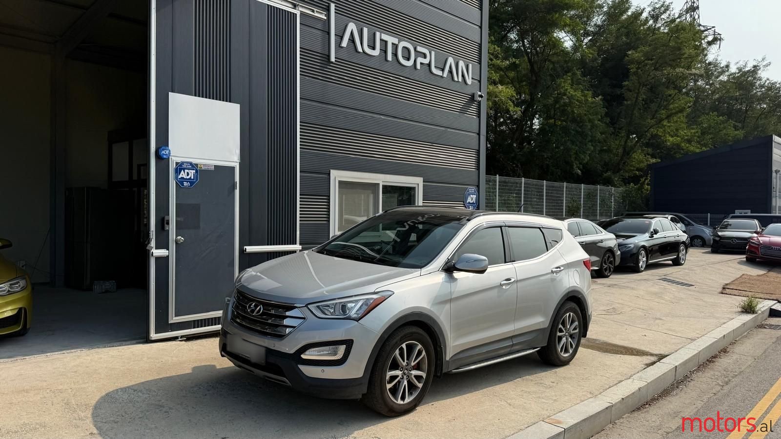 2013' Hyundai Santa Fe photo #5