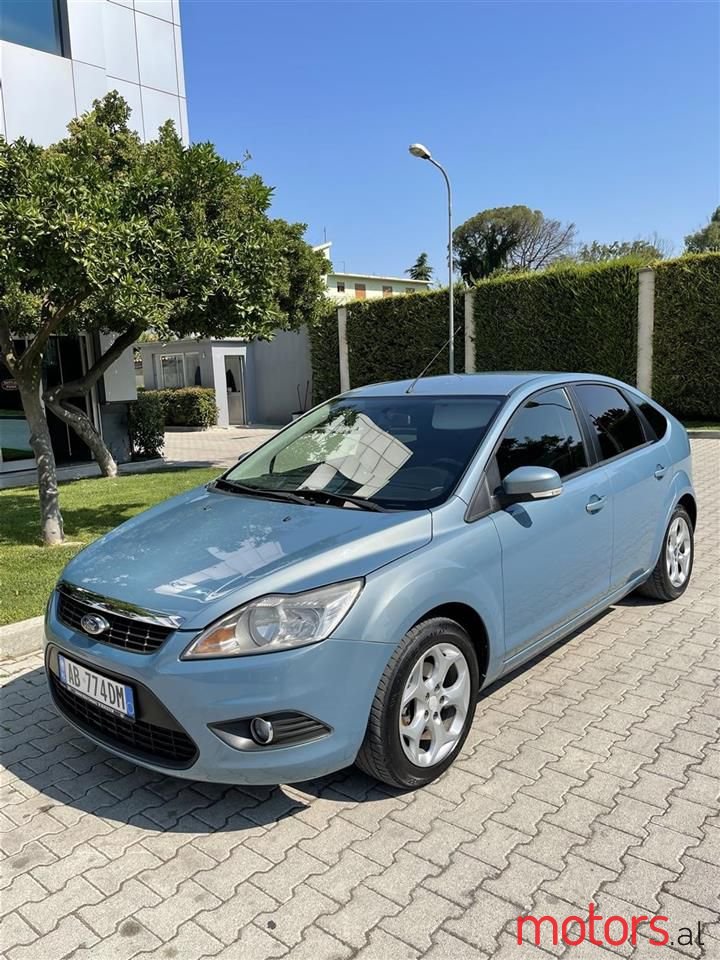 2010' Ford Focus photo #4