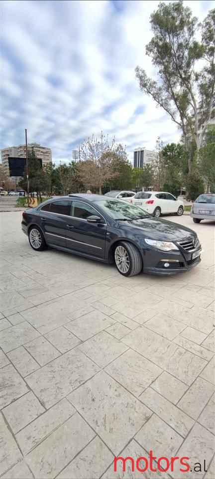 2012' Volkswagen Passat photo #4