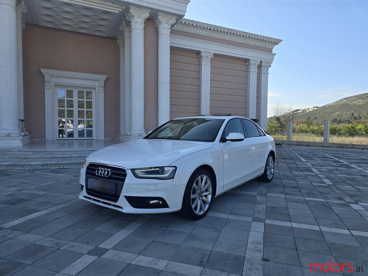 2015' Audi A4 photo #1