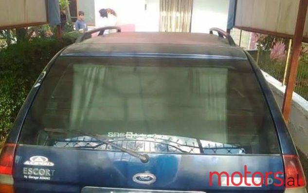 1996' Ford Escort photo #2