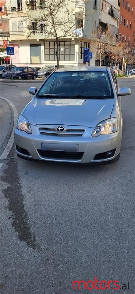 2005' Toyota Corolla photo #1