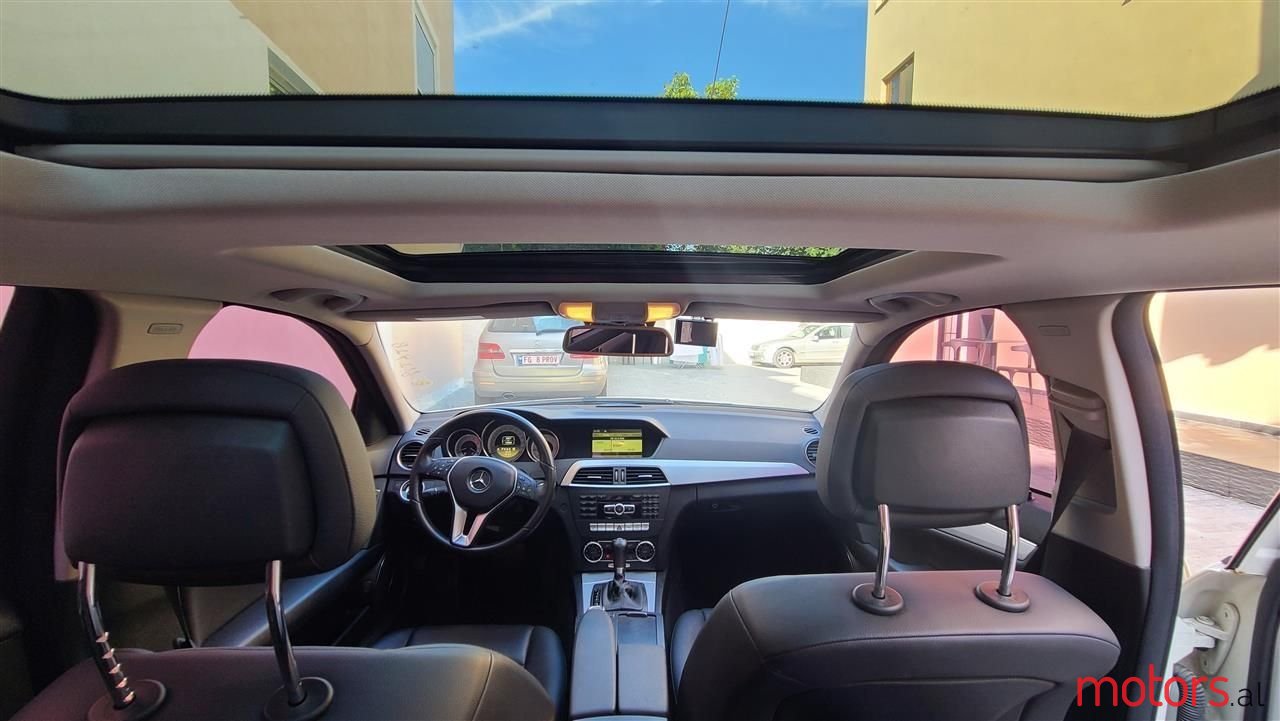 2012' Mercedes-Benz C 220 photo #5