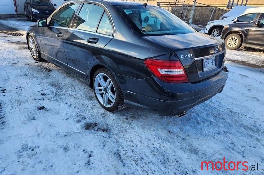 2012' Mercedes-Benz 250 photo #3