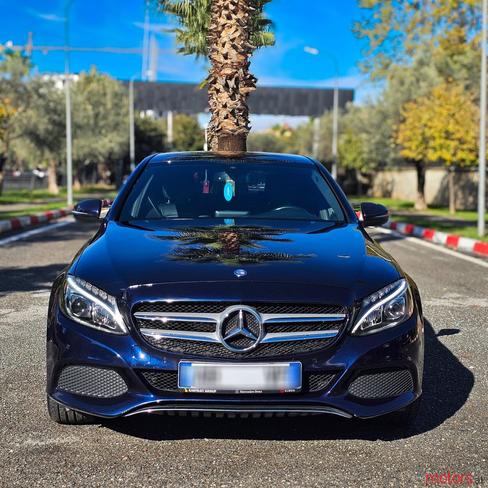 2015' Mercedes-Benz C 220 photo #3