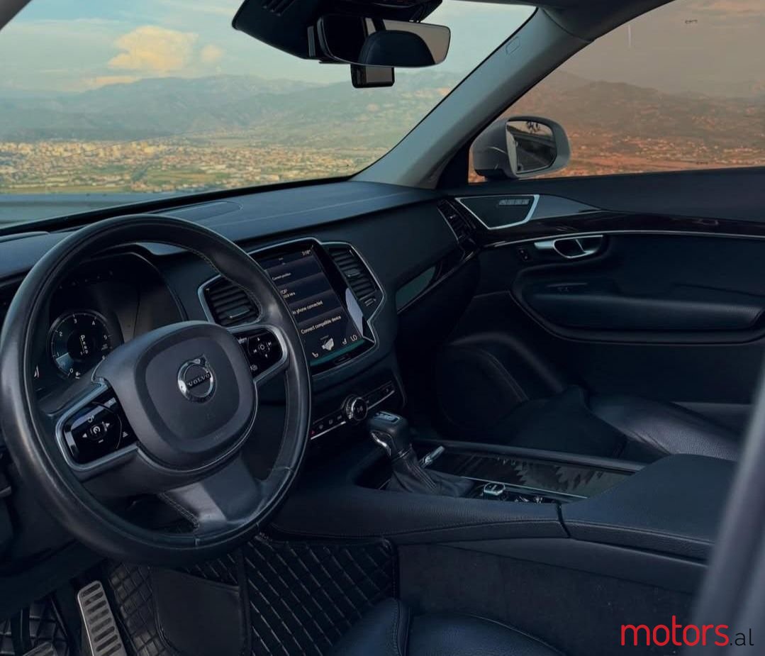 2017' Volvo Xc 90 photo #2