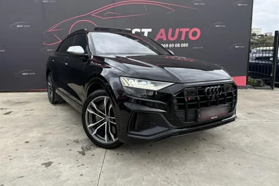 2020' Audi Q8