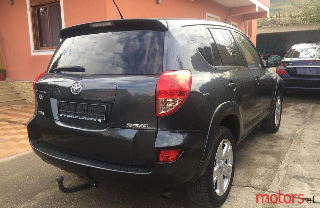 2006' Toyota RAV4 photo #2