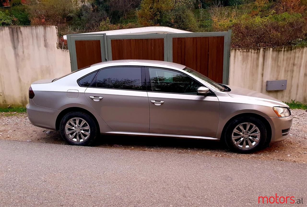 2014' Volkswagen Passat photo #3