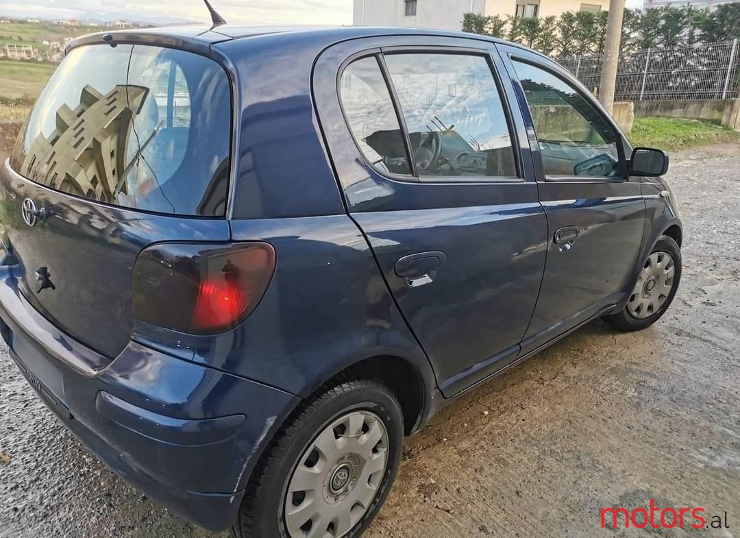 2005' Toyota Yaris photo #3