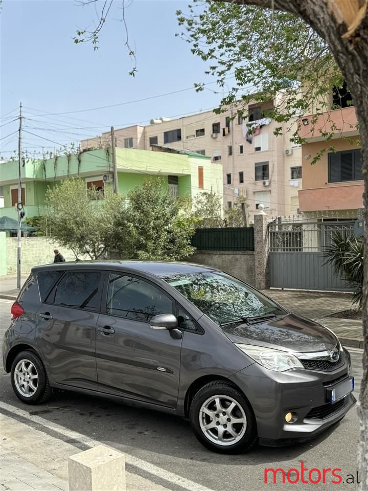 2012' Subaru Trezia photo #1