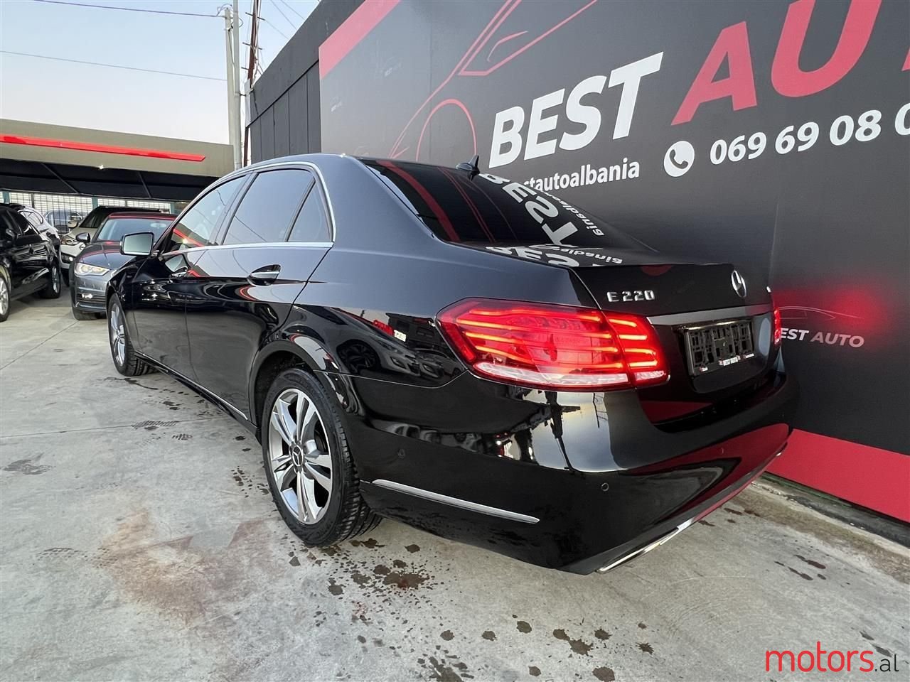 2013' Mercedes-Benz E 220 photo #4