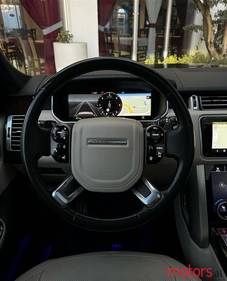 2019' Land Rover Range Rover photo #6