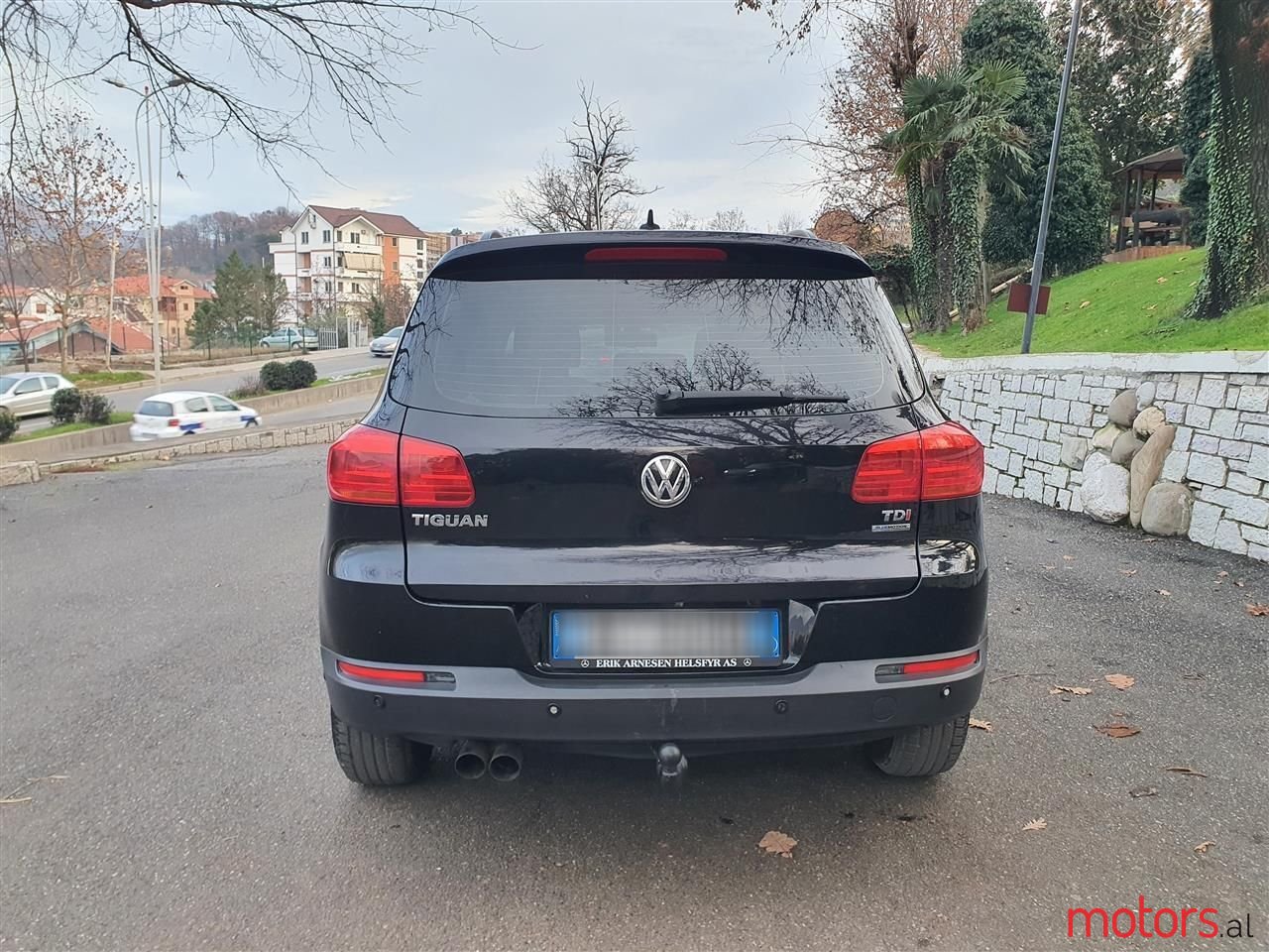 2012' Volkswagen Tiguan photo #6