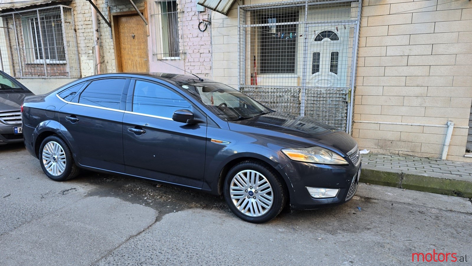 2010' Ford Mondeo photo #1