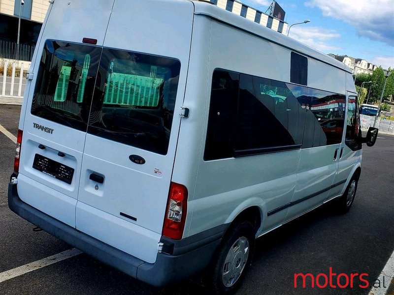 2010' Ford Transit photo #3