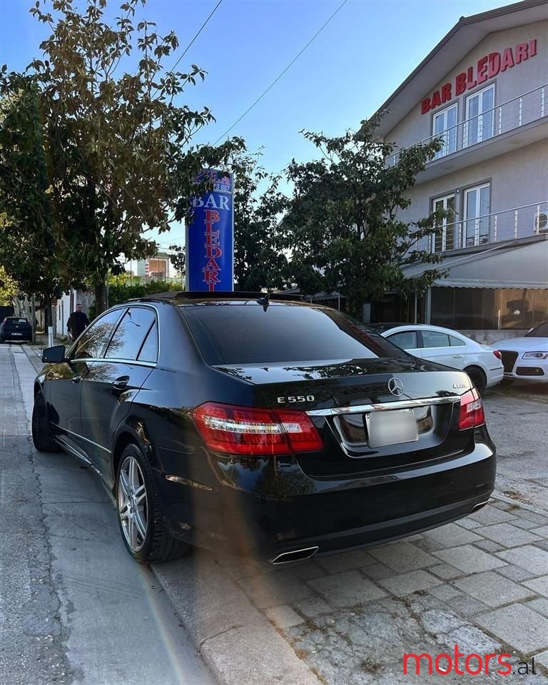 2010' Mercedes-Benz E 55 AMG photo #4