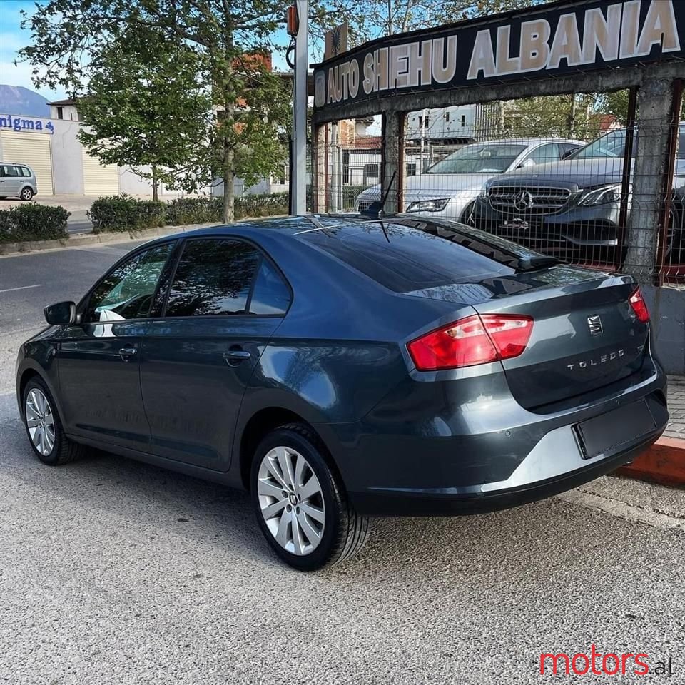 2016' SEAT Toledo photo #2