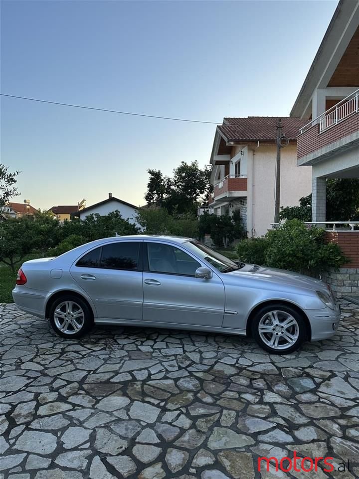2007' Mercedes-Benz E 280 photo #5