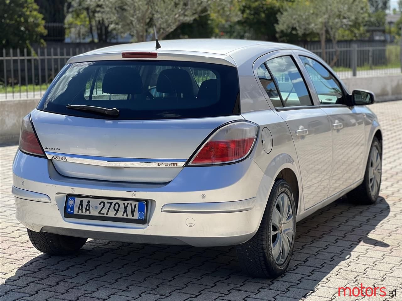 2005' Opel Astra photo #4