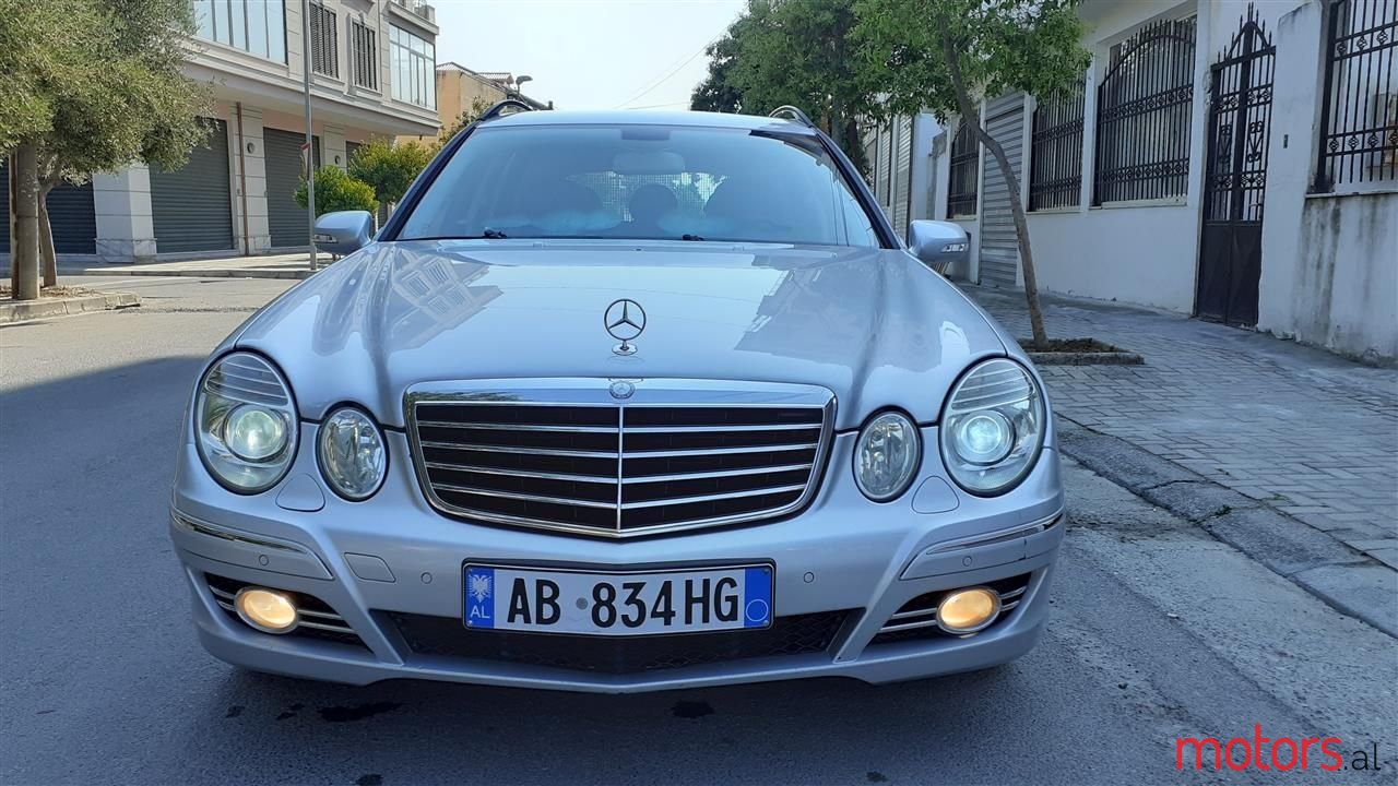 2007' Mercedes-Benz E 220 photo #5