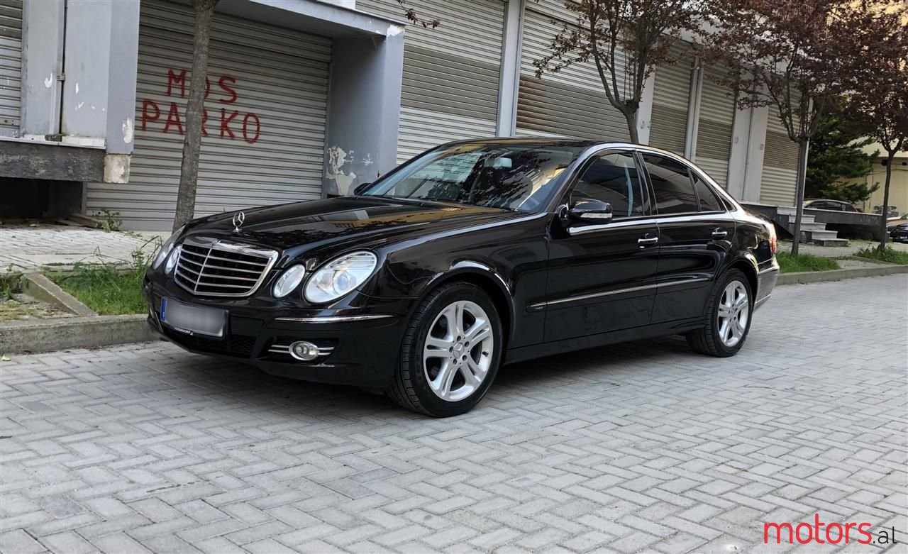 2007' Mercedes-Benz E 230 photo #2