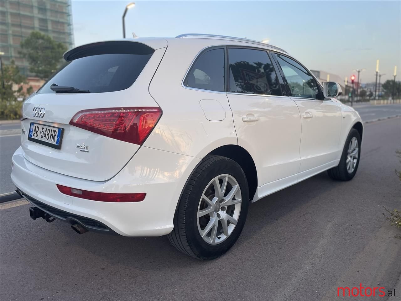 2012' Audi Q5 photo #2