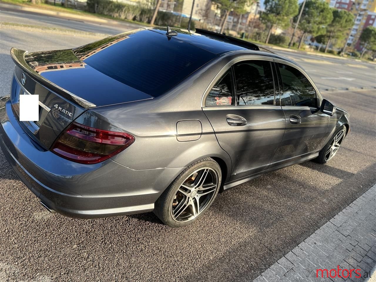 2011' Mercedes-Benz C 300 photo #4