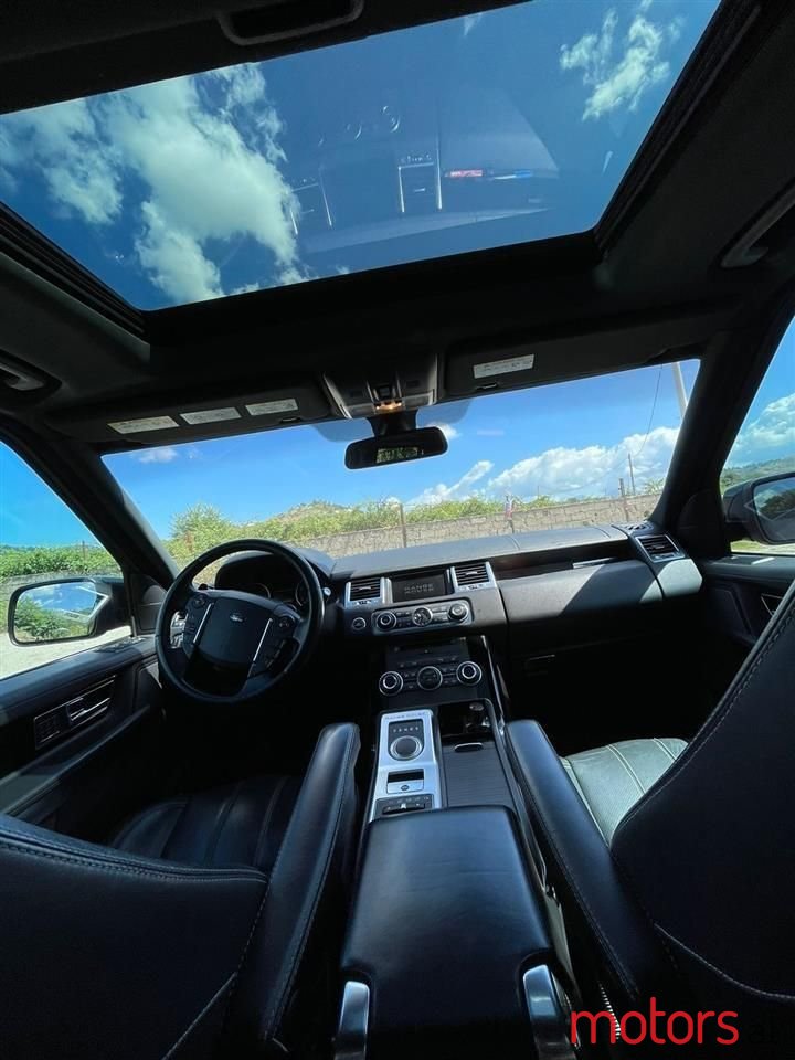 2013' Land Rover Range Rover photo #4