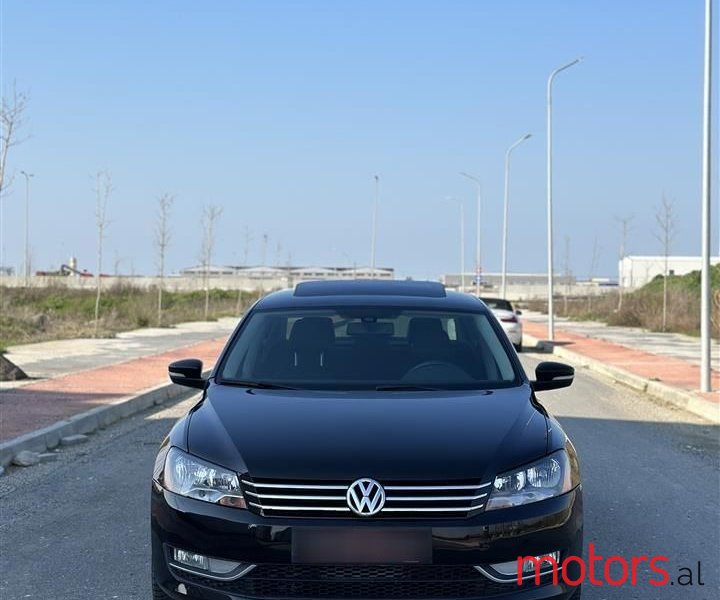2014' Volkswagen Passat photo #6