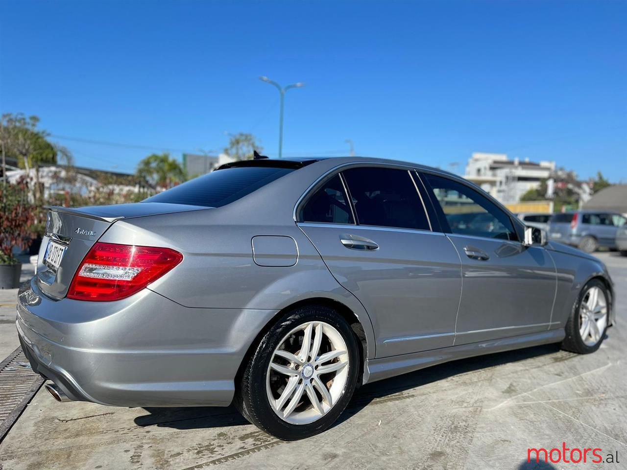 2012' Mercedes-Benz C 300 photo #4
