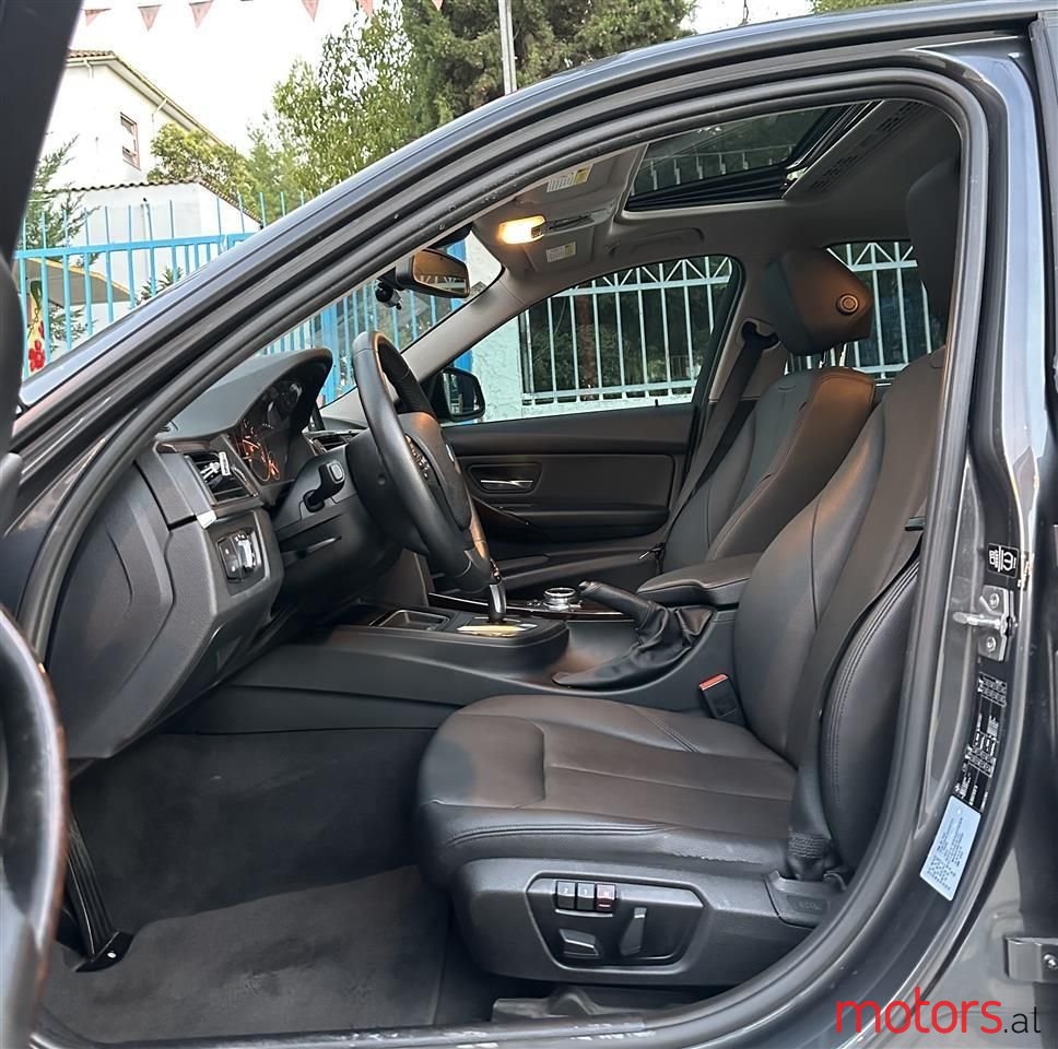 2014' BMW 320 photo #3