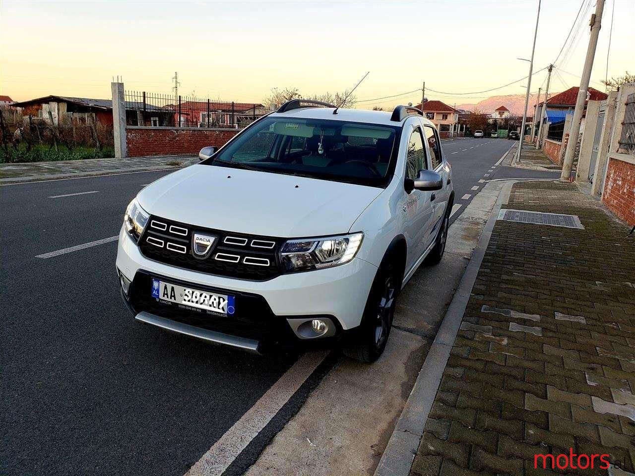 2017' Dacia Sandero photo #4