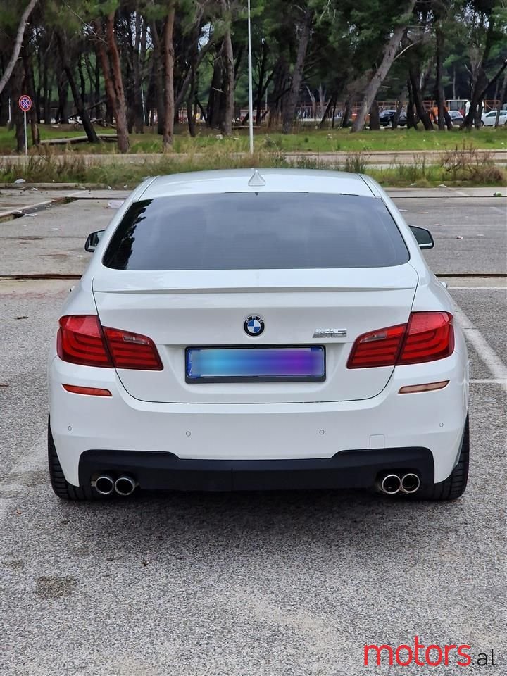 2012' BMW 530 photo #6