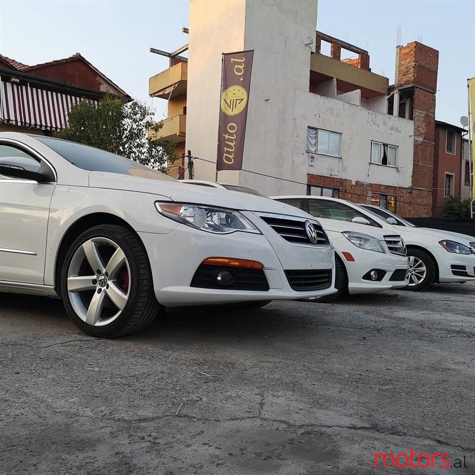 2013' Volkswagen Passat photo #6