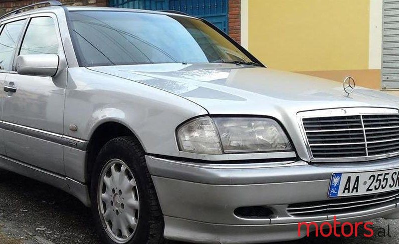 2000' Mercedes-Benz C 200 photo #1