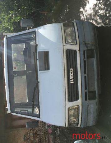 1998' Iveco Kamionçinë photo #1