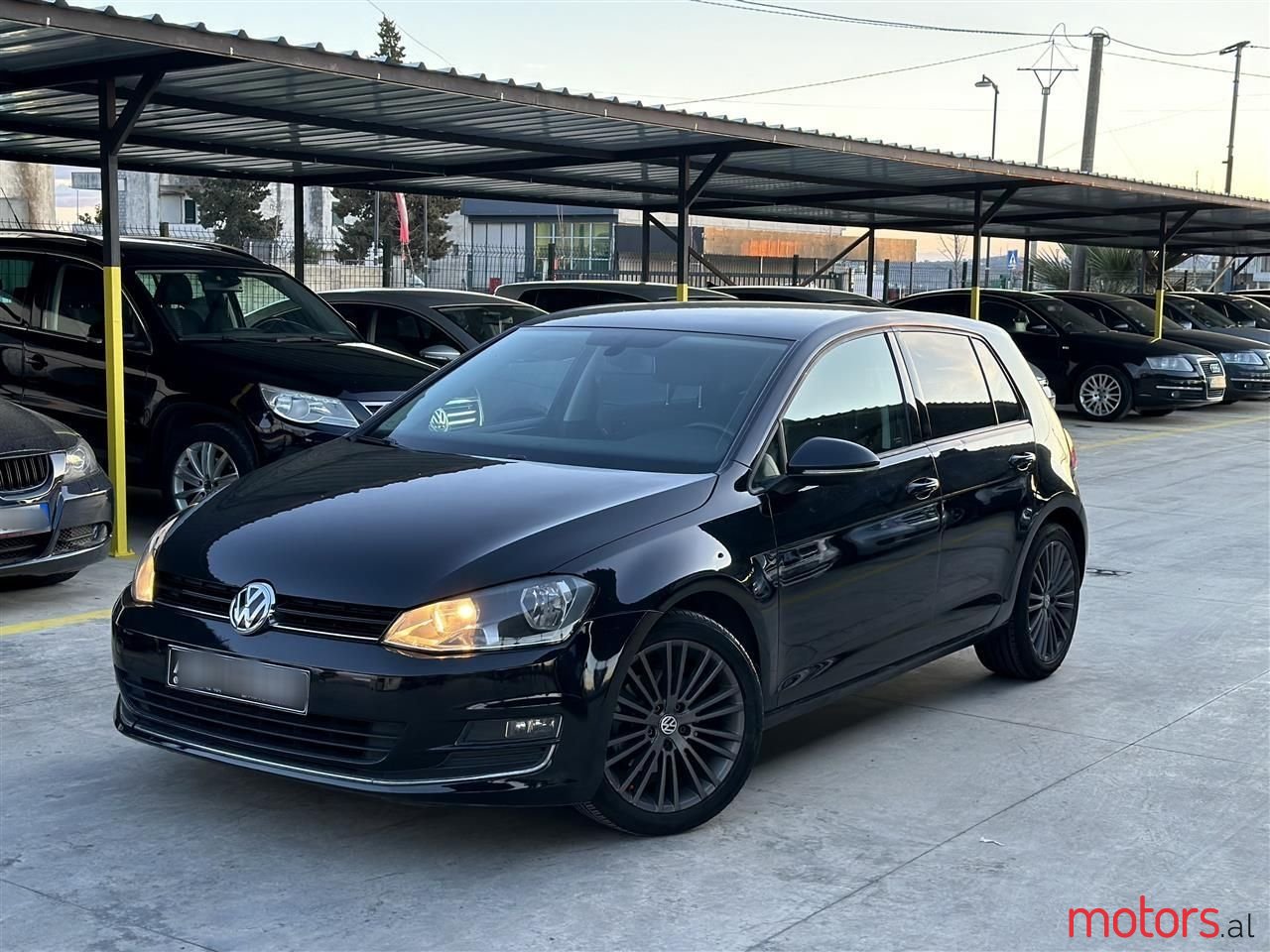 2014' Volkswagen Golf photo #1