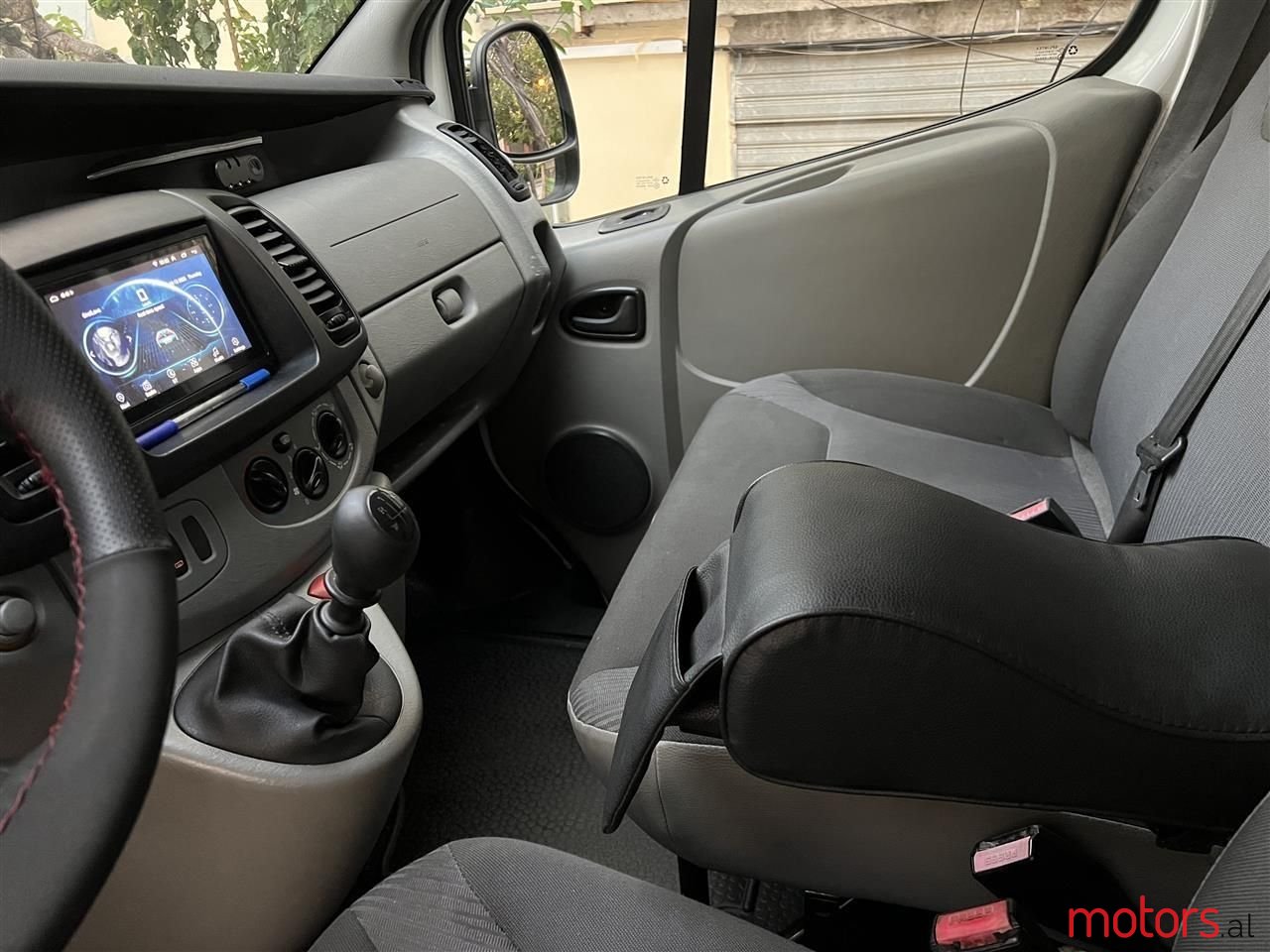 2007' Opel Vivaro photo #4