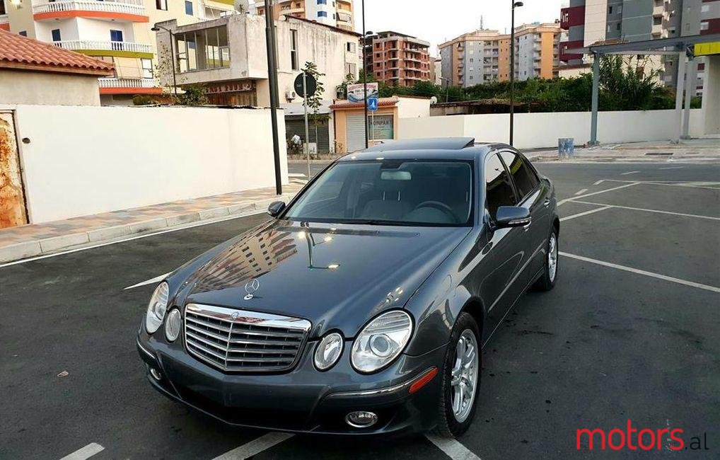 2008' Mercedes-Benz E 280 photo #1