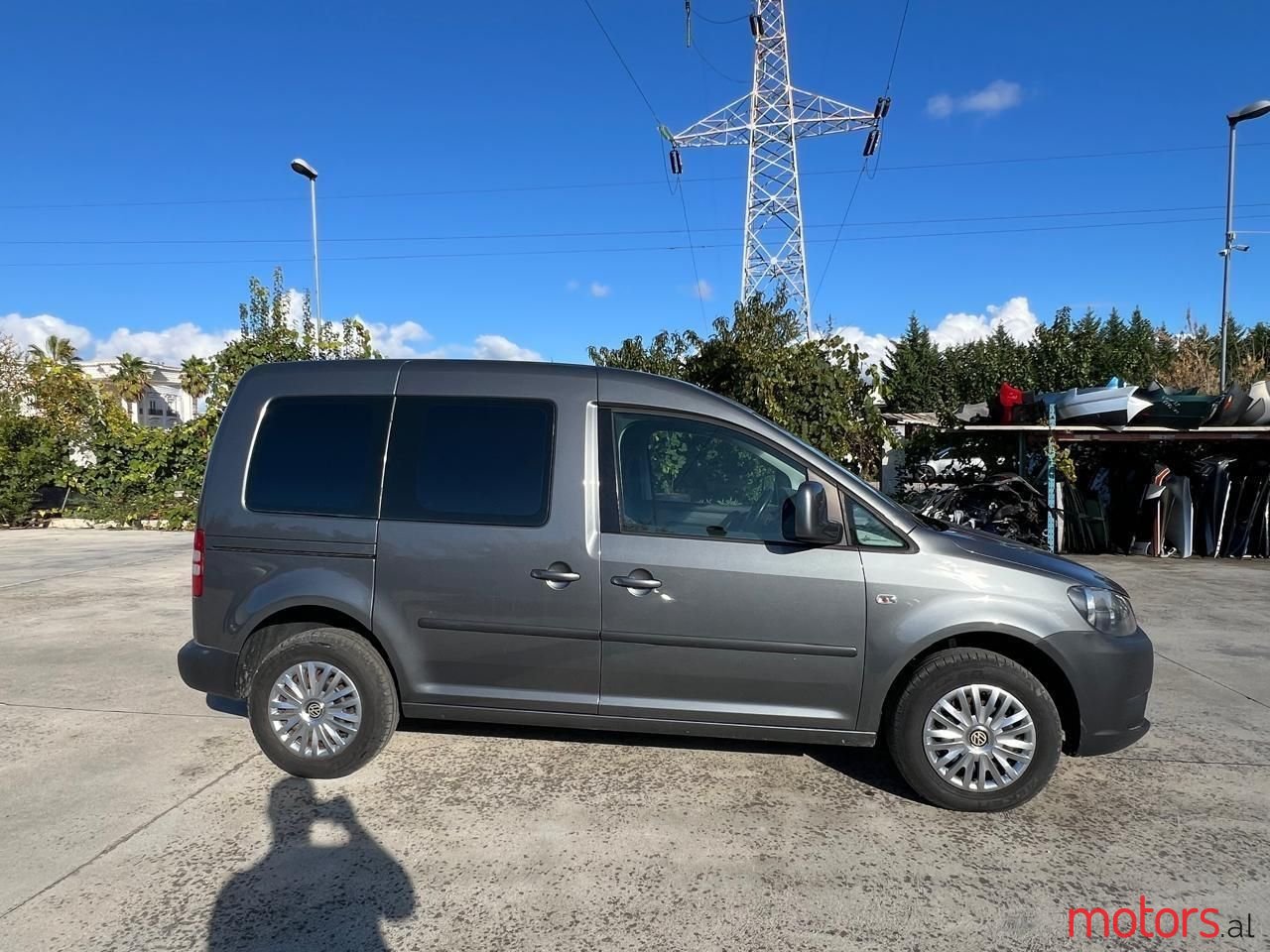 2012' Volkswagen Caddy photo #5