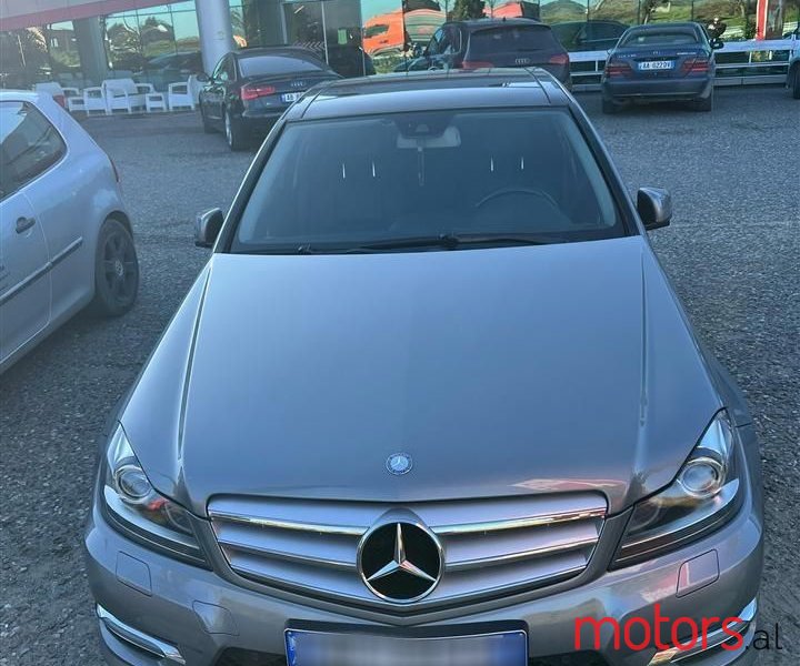 2013' Mercedes-Benz C 220 photo #5