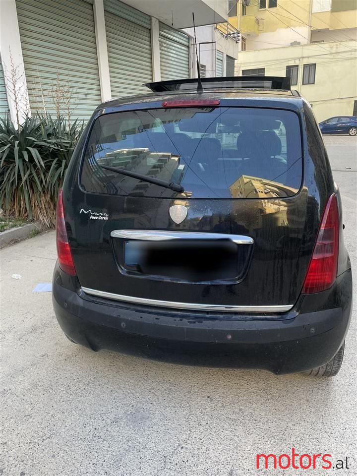 2007' Lancia Musa photo #5