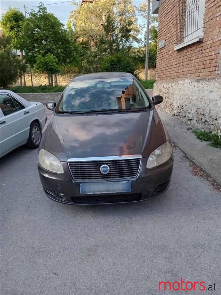 2006' Fiat Croma photo #1