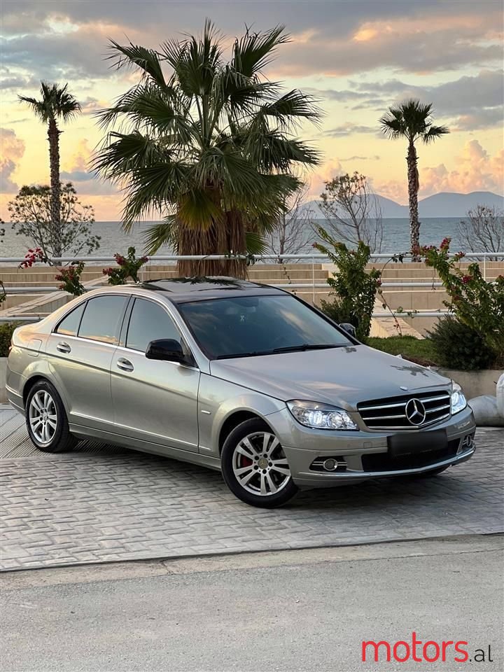 2009' Mercedes-Benz C 200 photo #2